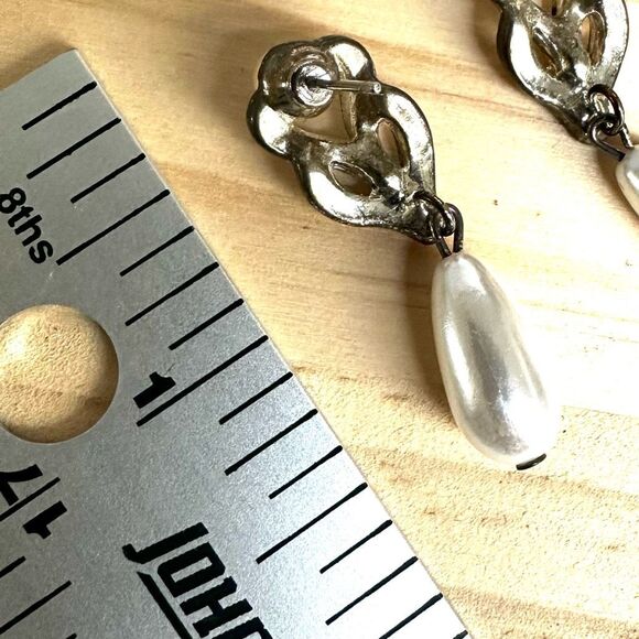 Mariell Faux Pearl & Rhinestone Drop Earrings - Picture 6 of 7